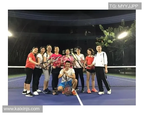 南京网球队的默契配合与战术分析探讨网球运动的团队精神与协作技巧